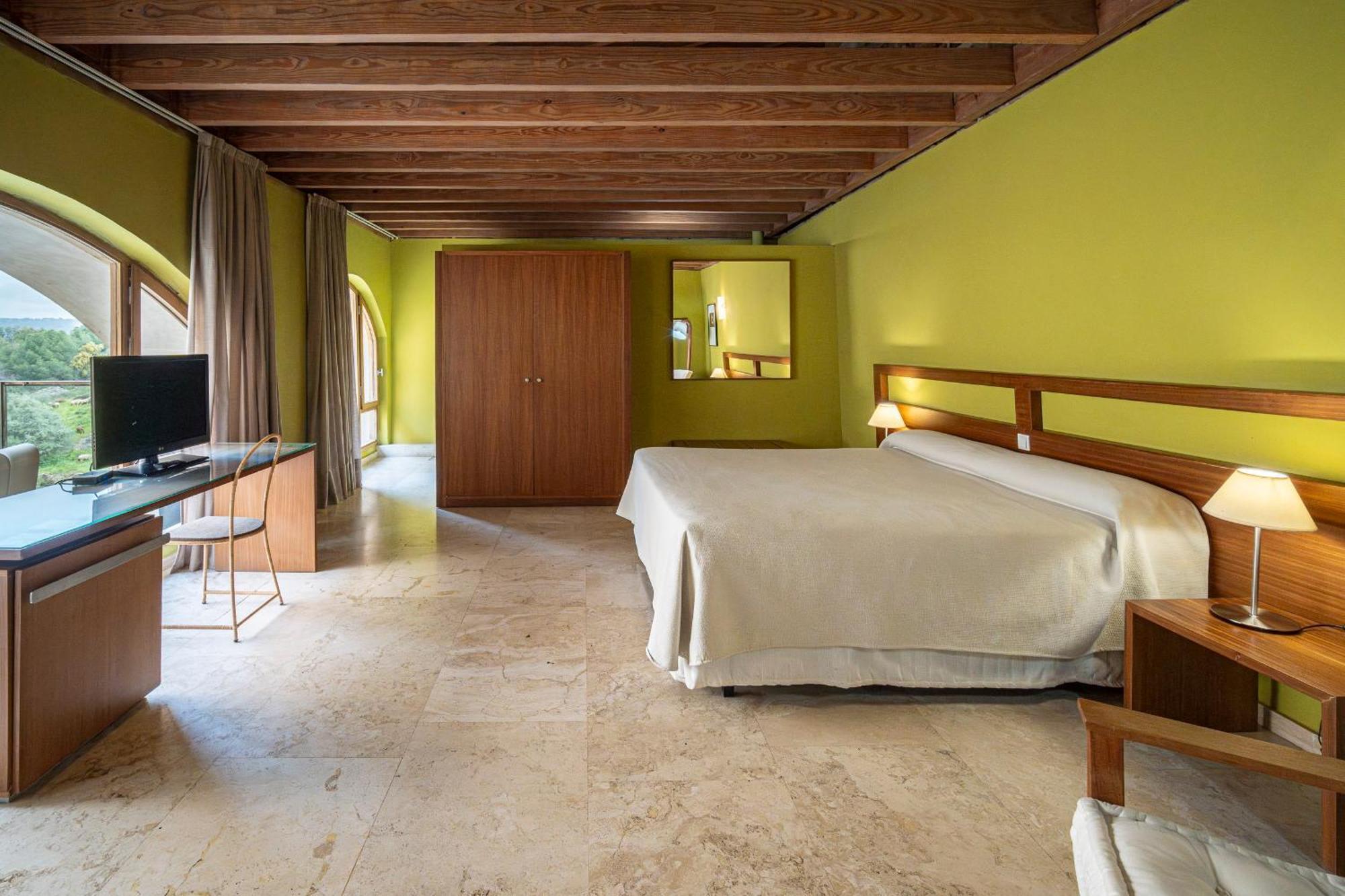 Hotel 4 Estrellas Conventual De Alcantara Exterior photo