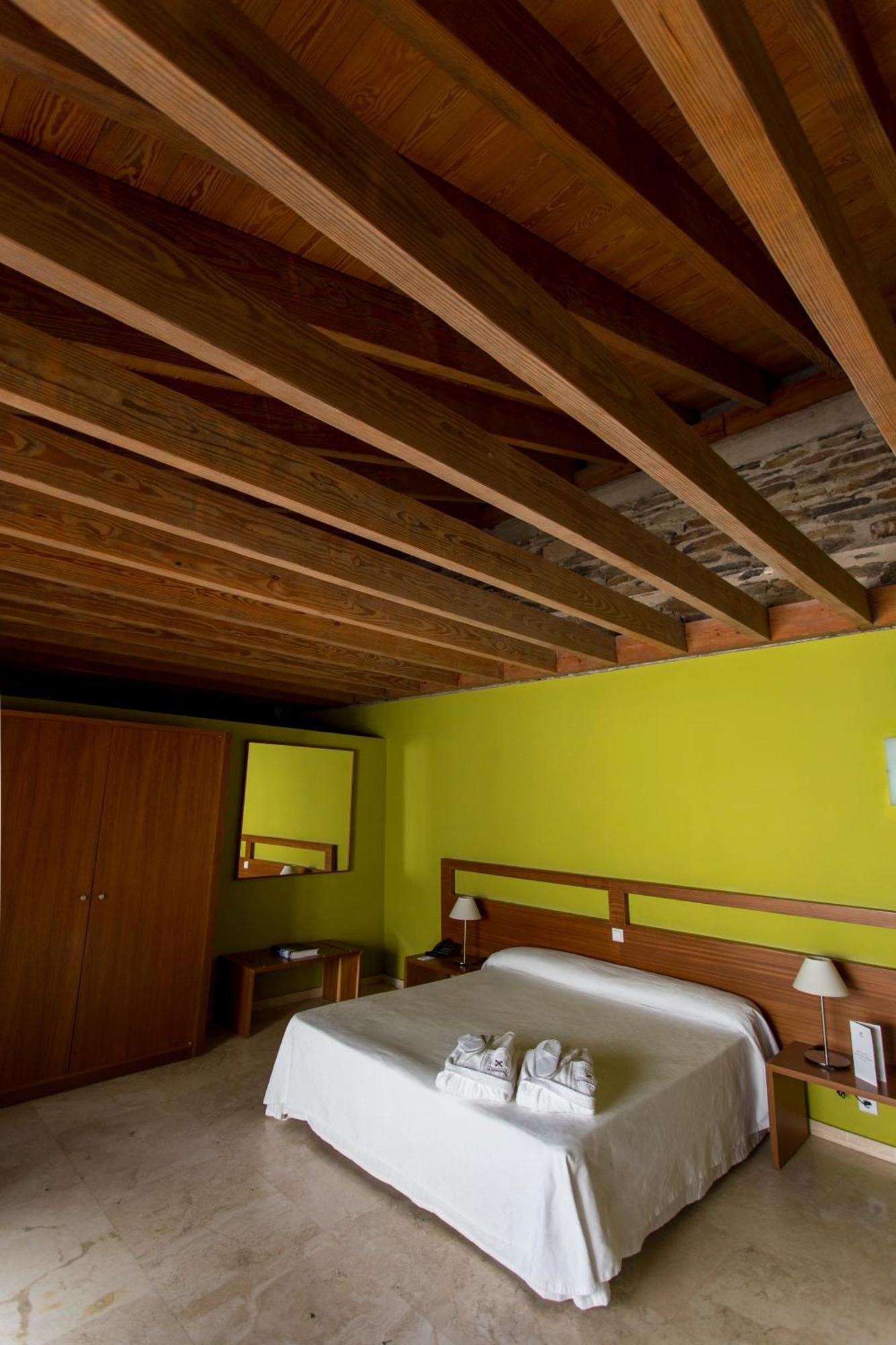 Hotel 4 Estrellas Conventual De Alcantara Exterior photo